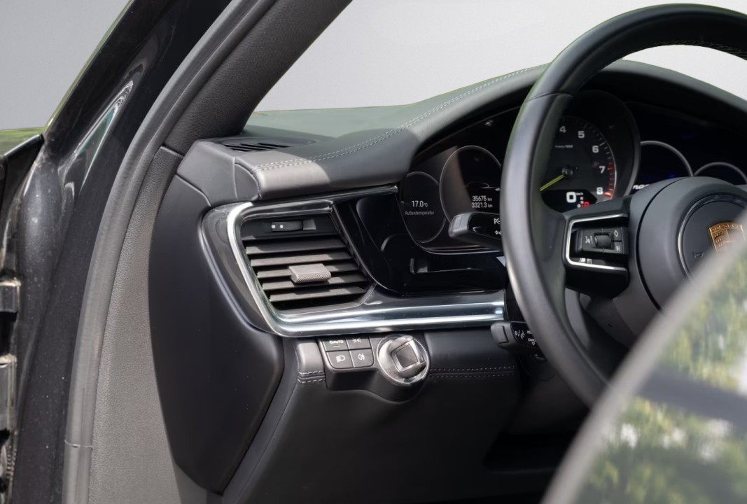 Porsche Panamera 4S E-Hybrid - foto 19