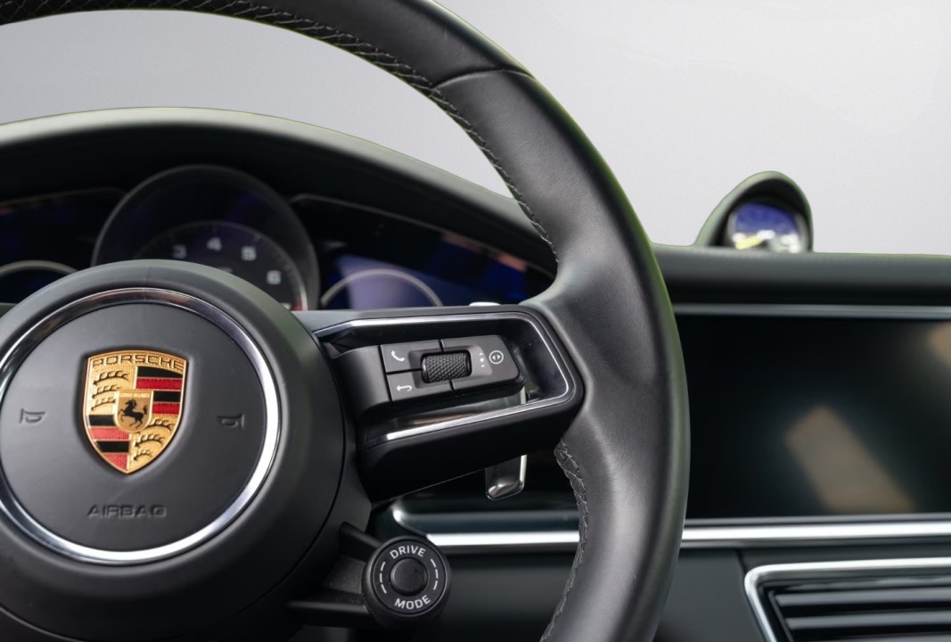Porsche Panamera 4S E-Hybrid - foto 12