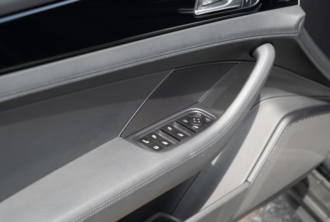 Porsche Panamera 4S E-Hybrid - foto 25
