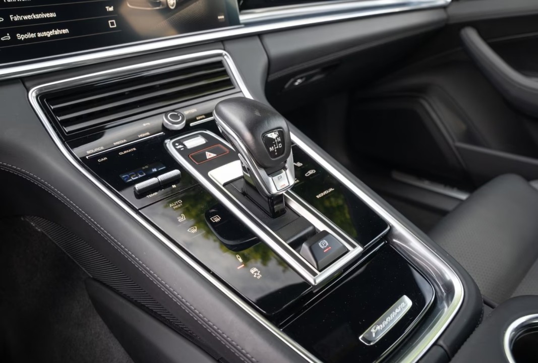 Porsche Panamera 4S E-Hybrid - foto 14