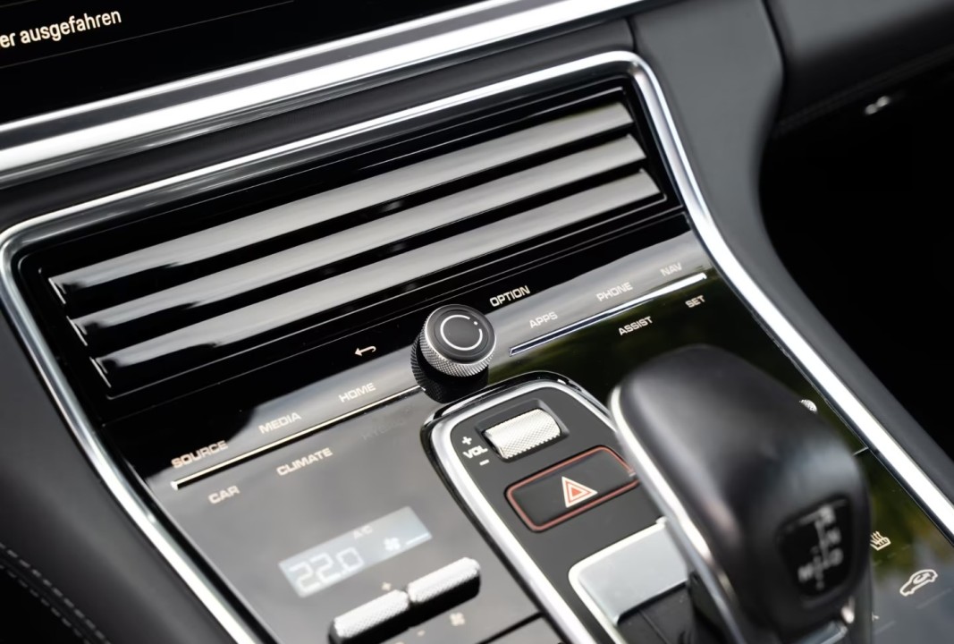 Porsche Panamera 4S E-Hybrid - foto 15