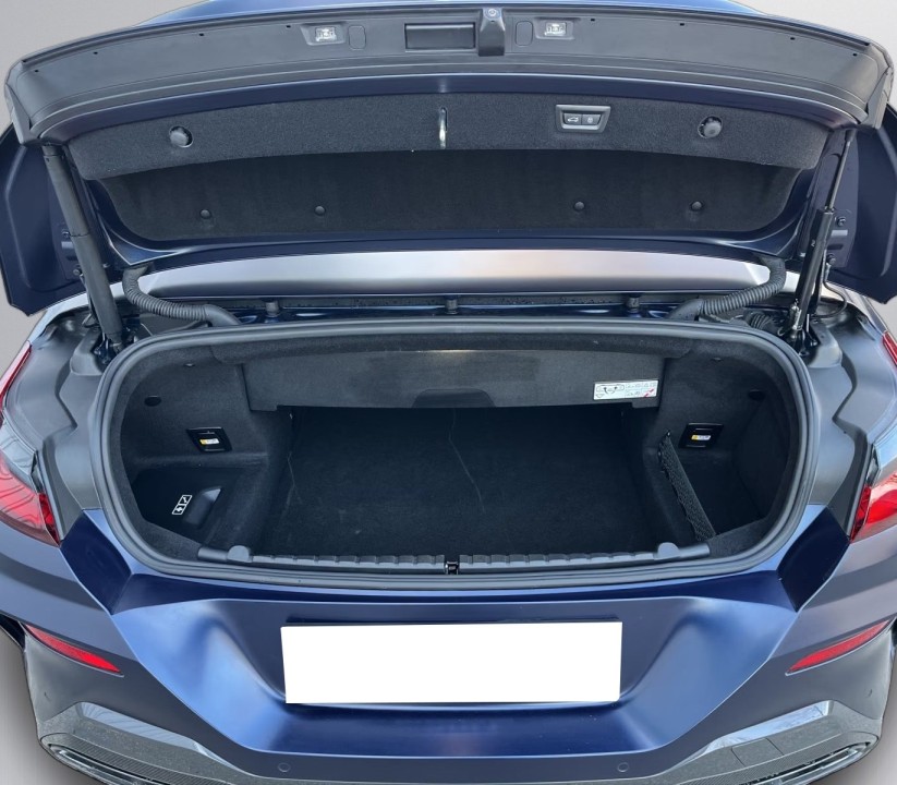BMW Seria 8 xDrive840d Cabrio - foto 18