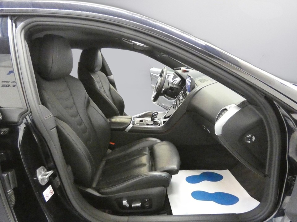 BMW Seria 8 M850i Gran Coupe - foto 19