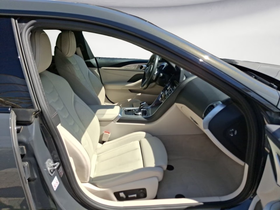 BMW Seria 8 M850i Gran Coupe - foto 9