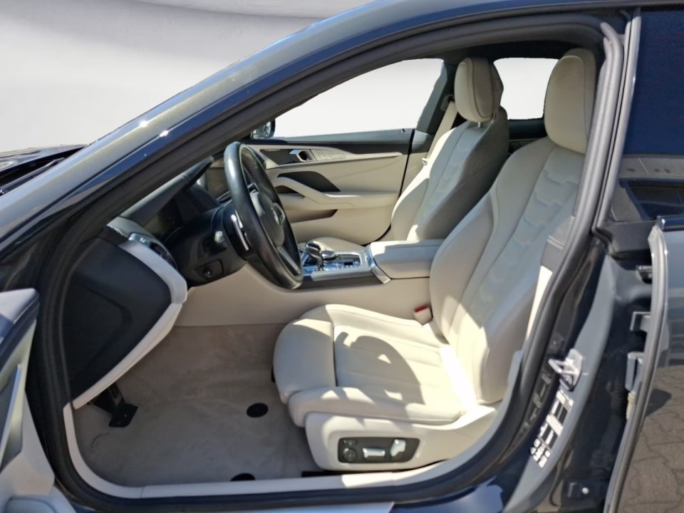 BMW Seria 8 M850i Gran Coupe - foto 7