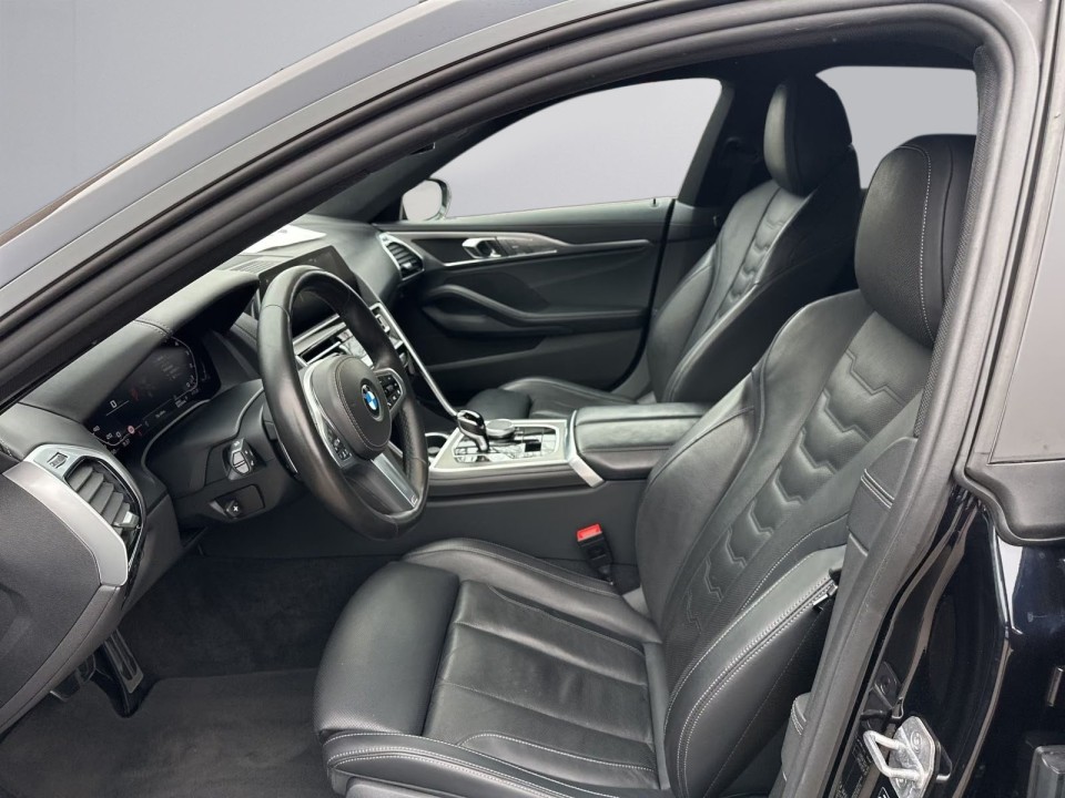 BMW Seria 8 M850i Gran Coupe - foto 9