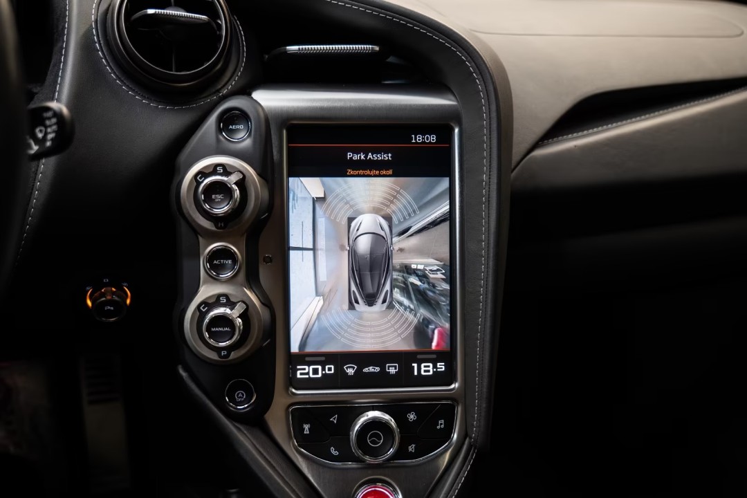 McLaren 720S - foto 11