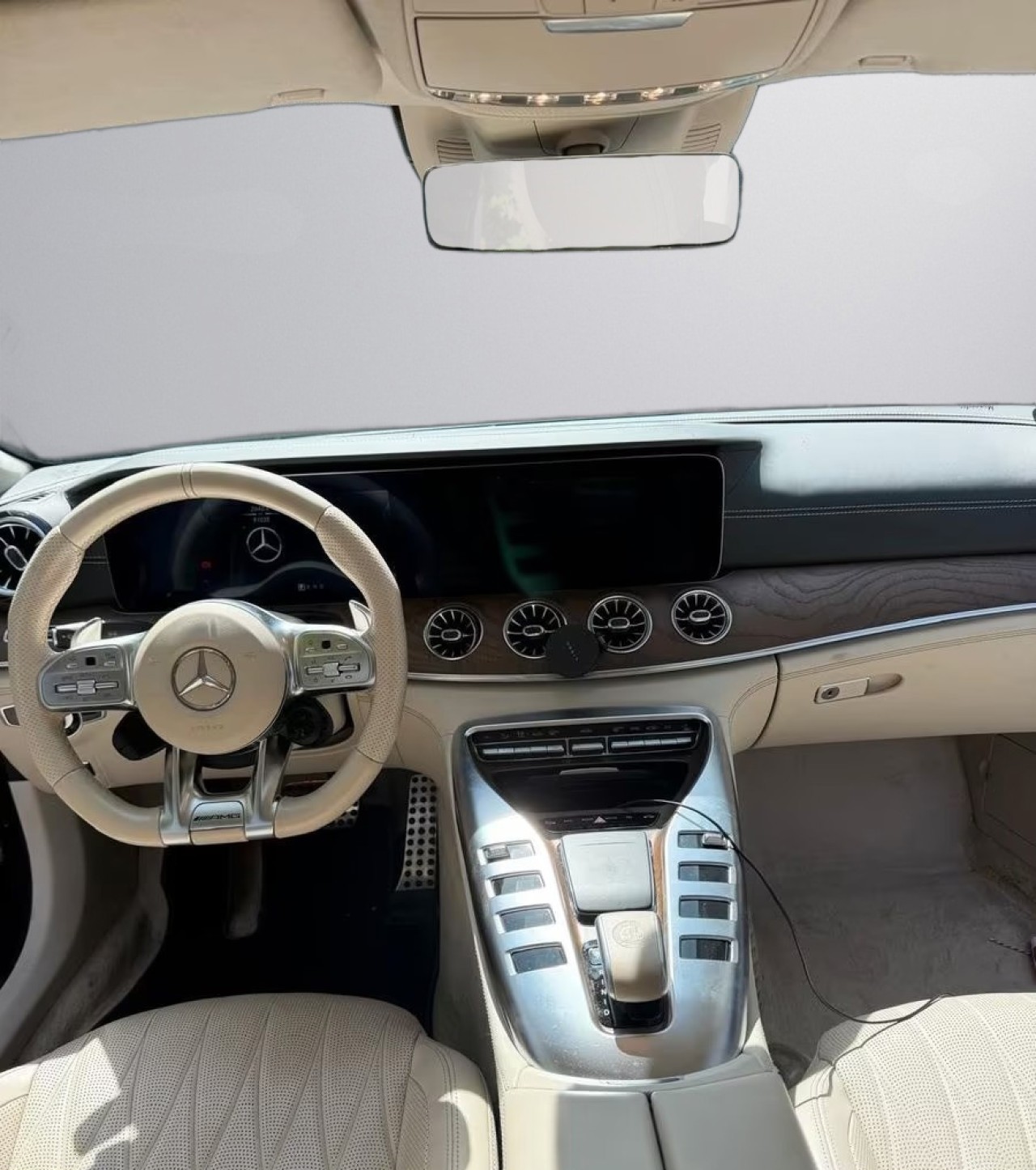 Mercedes-Benz AMG GT 43 4MATIC - foto 9