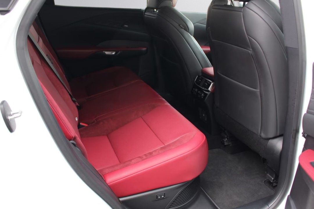 Lexus Seria RX 500h AWD F-Sport - foto 13