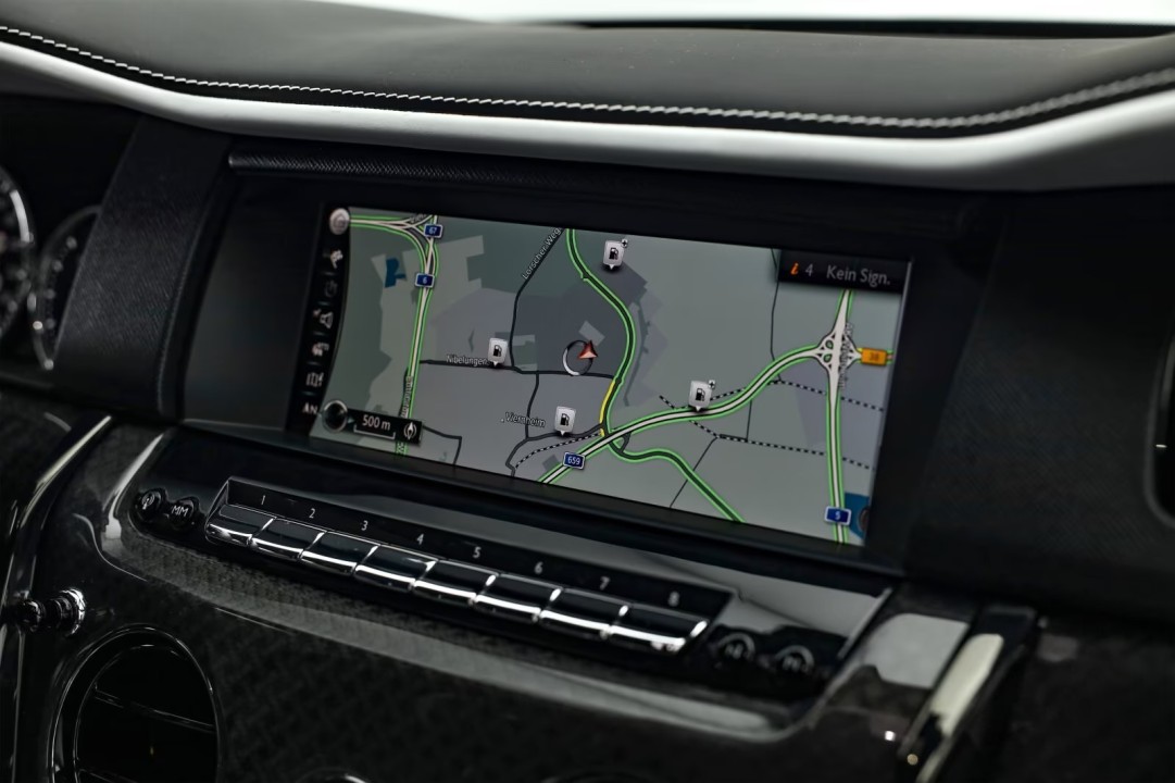 Rolls-Royce Cullinan Black Badge - foto 26