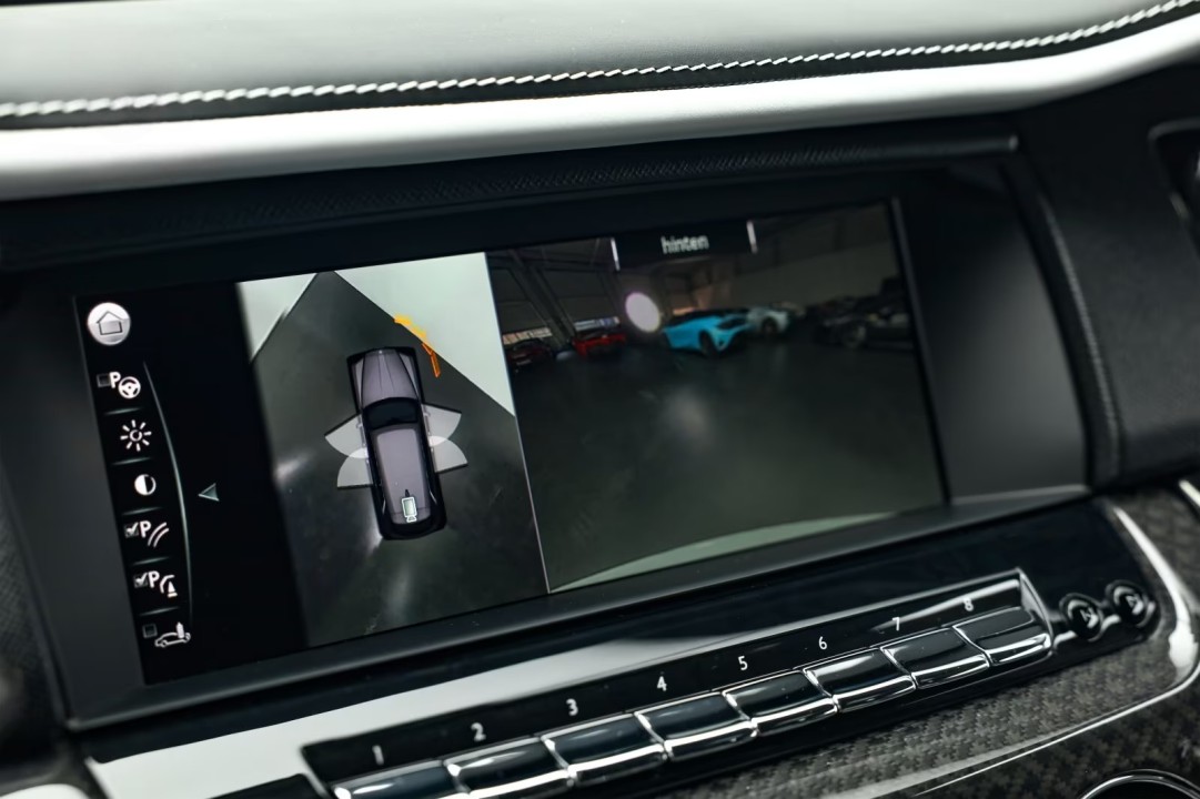 Rolls-Royce Cullinan Black Badge - foto 22