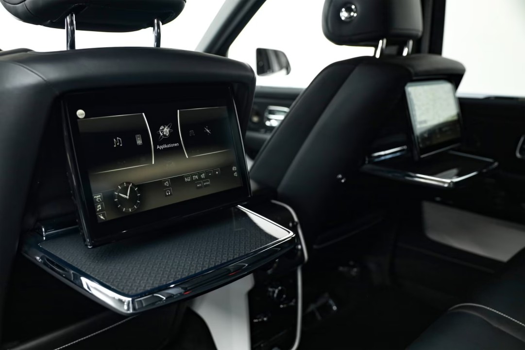 Rolls-Royce Cullinan Black Badge - foto 31