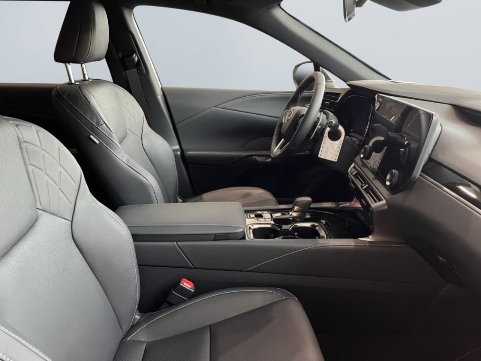 Lexus Seria RX 450h+ AWD - foto 9