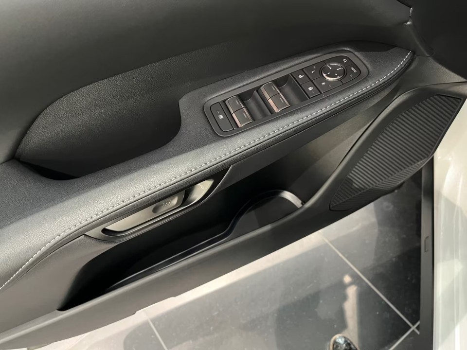 Lexus Seria RX 450h+ AWD - foto 15