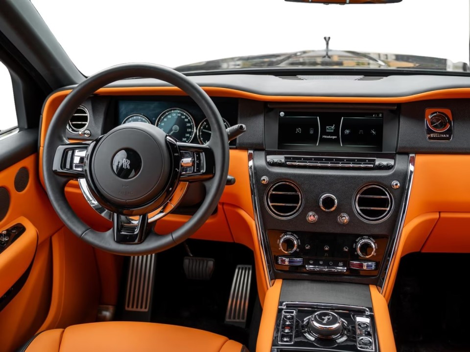 Rolls-Royce Cullinan (5)