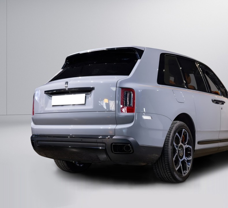 Rolls-Royce Cullinan Black Badge - foto 22