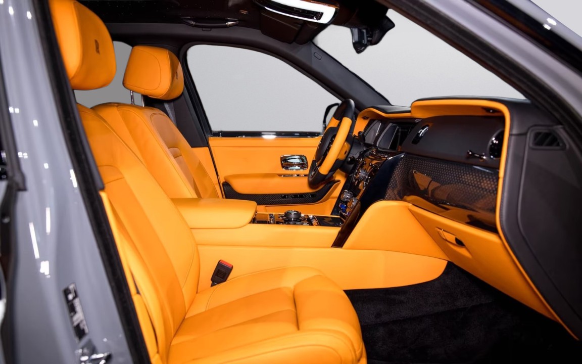Rolls-Royce Cullinan Black Badge - foto 8
