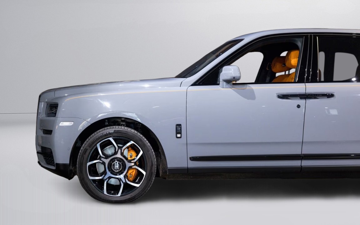 Rolls-Royce Cullinan Black Badge - foto 23