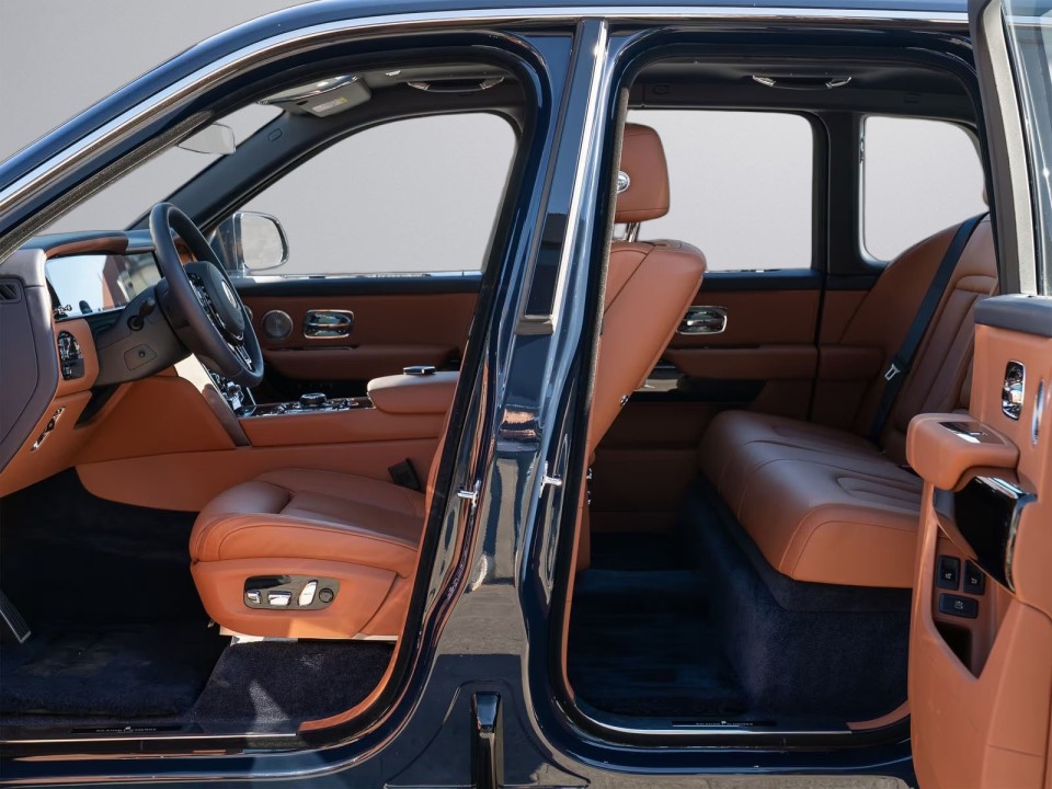 Rolls-Royce Cullinan - foto 9