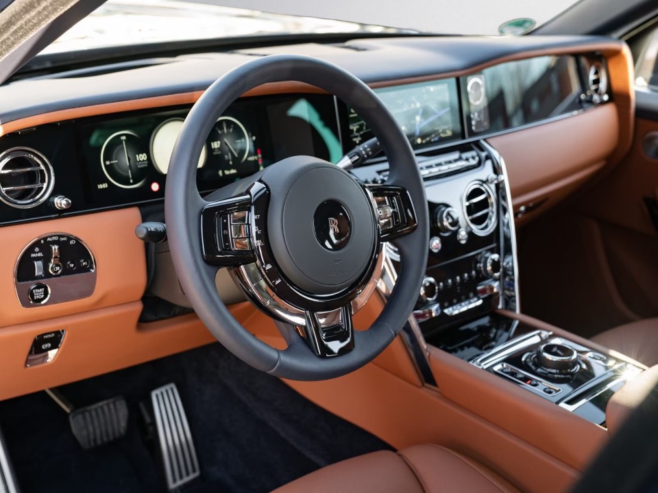 Rolls-Royce Cullinan - foto 7