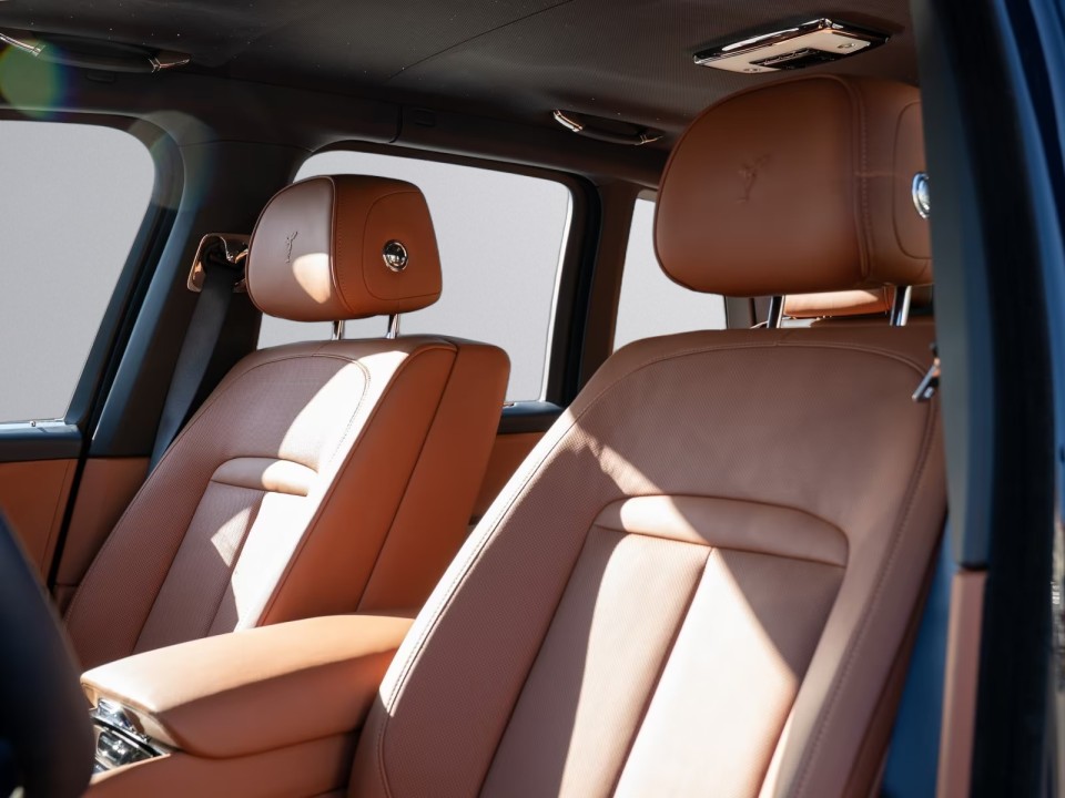 Rolls-Royce Cullinan - foto 12