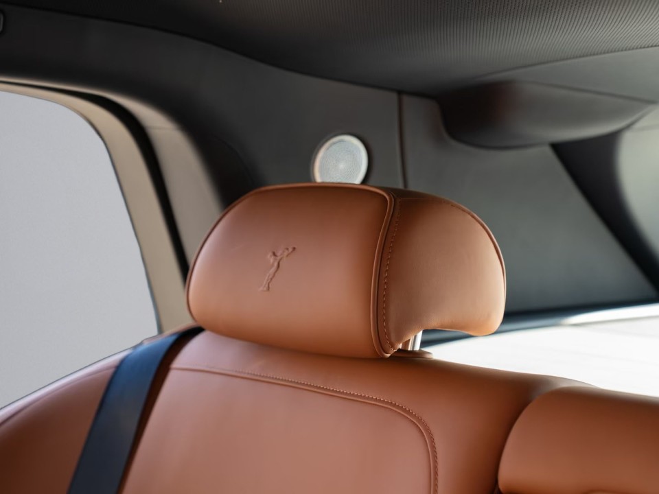 Rolls-Royce Cullinan - foto 16