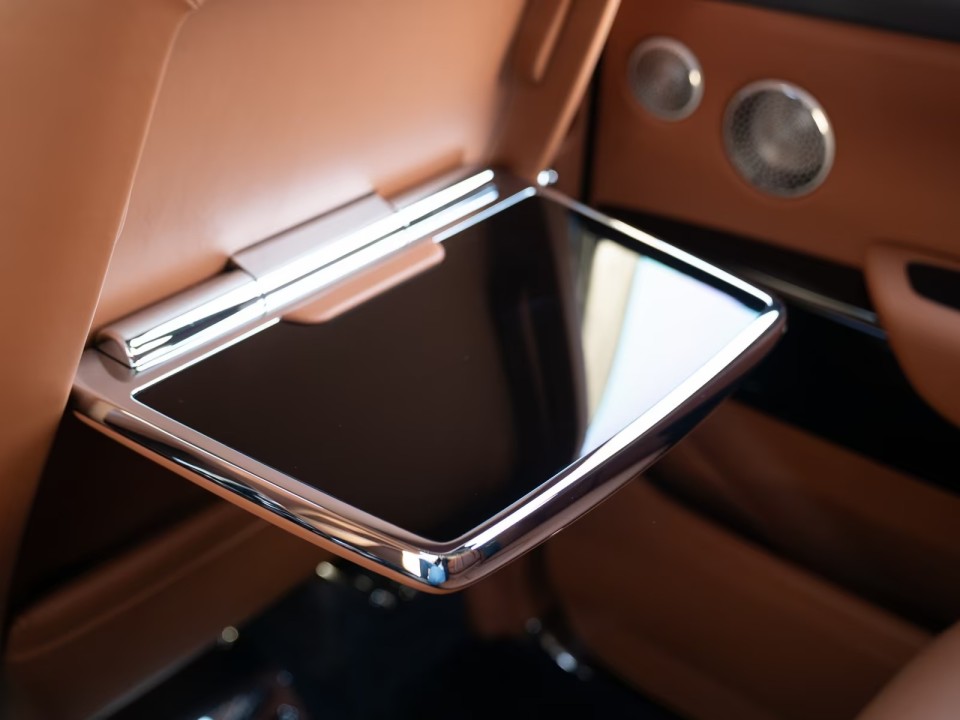 Rolls-Royce Cullinan - foto 17