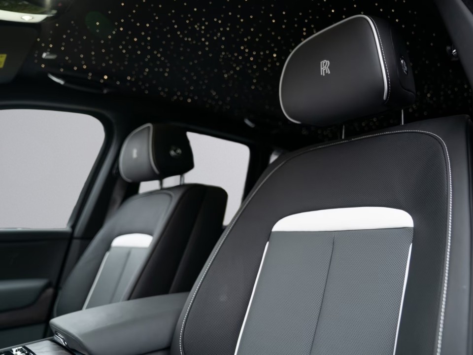 Rolls-Royce Cullinan - foto 15