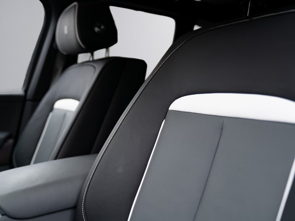 Rolls-Royce Cullinan - foto 16