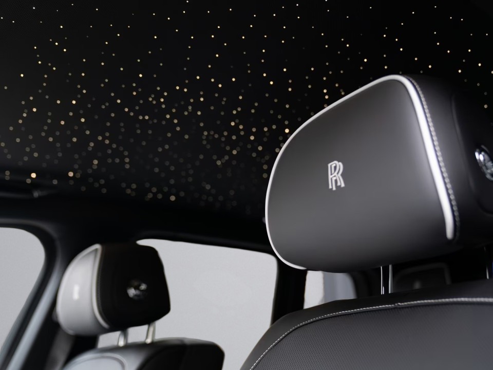 Rolls-Royce Cullinan - foto 17