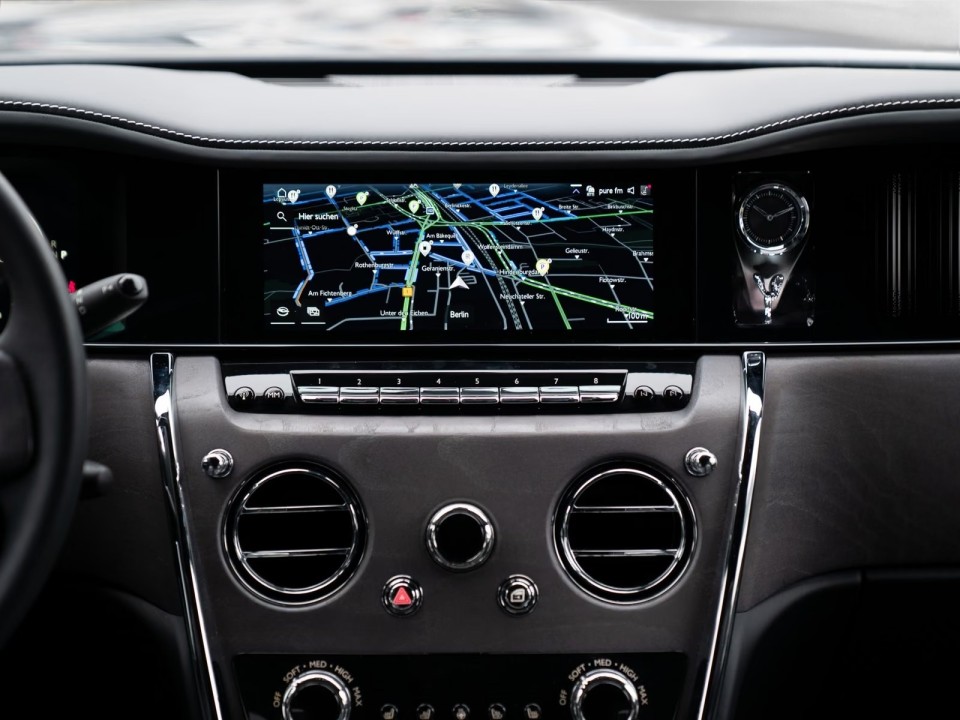 Rolls-Royce Cullinan - foto 10