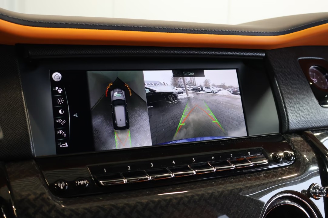 Rolls-Royce Cullinan Black Badge - foto 22