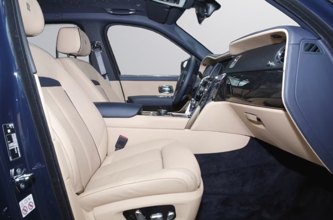 Rolls-Royce Cullinan - foto 8