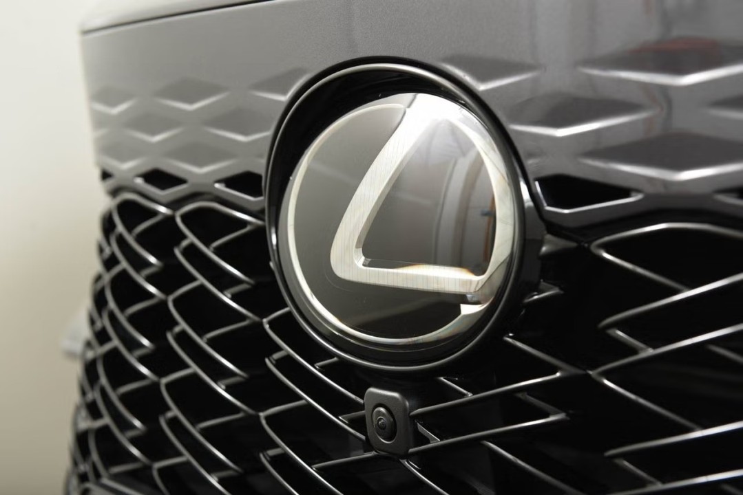 Lexus Seria RX 450h+ AWD F-Sport - foto 28