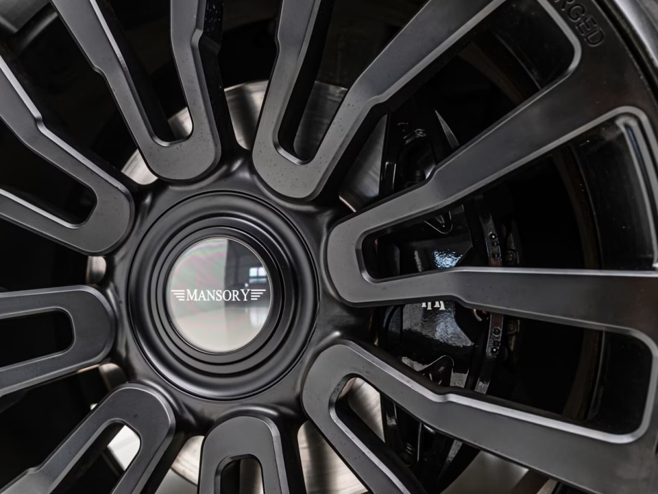 Rolls-Royce Cullinan Black Badge - foto 45