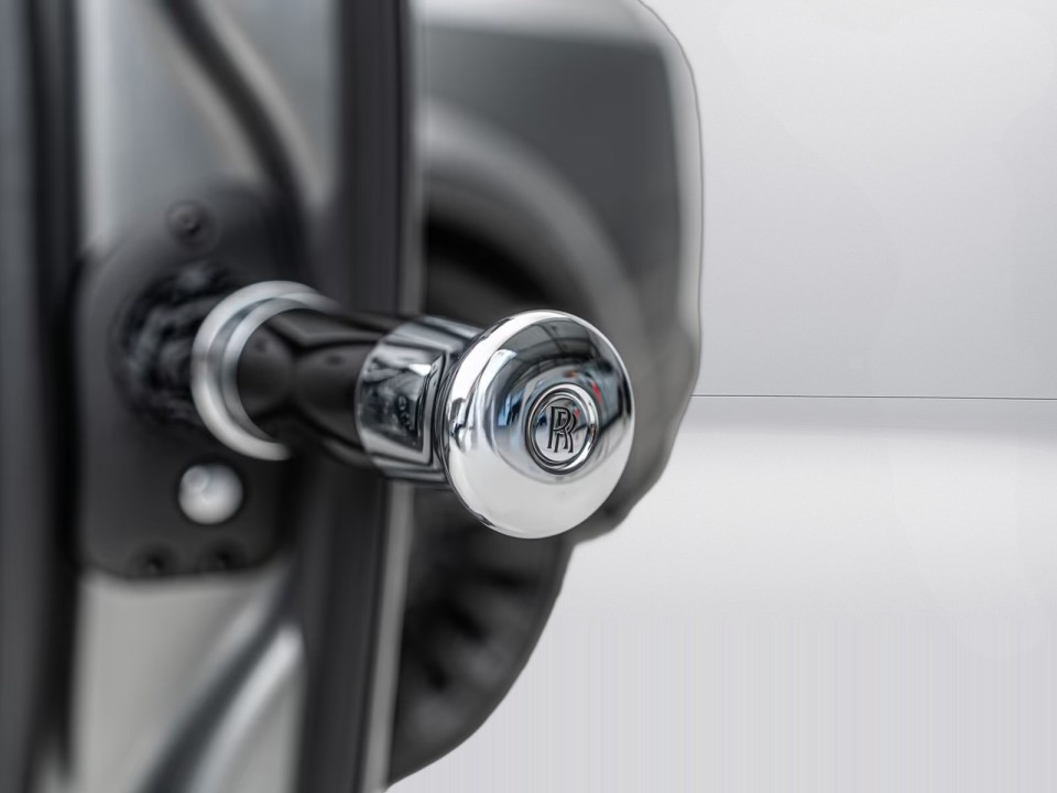 Rolls-Royce Cullinan Black Badge - foto 40