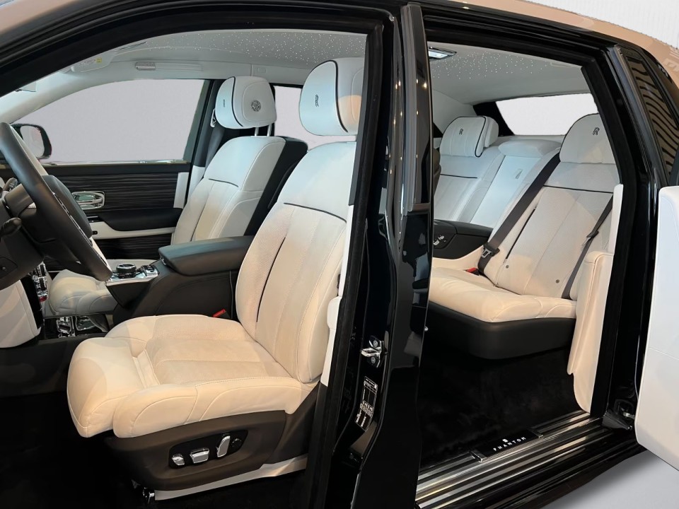 Rolls-Royce Phantom SWB - foto 12