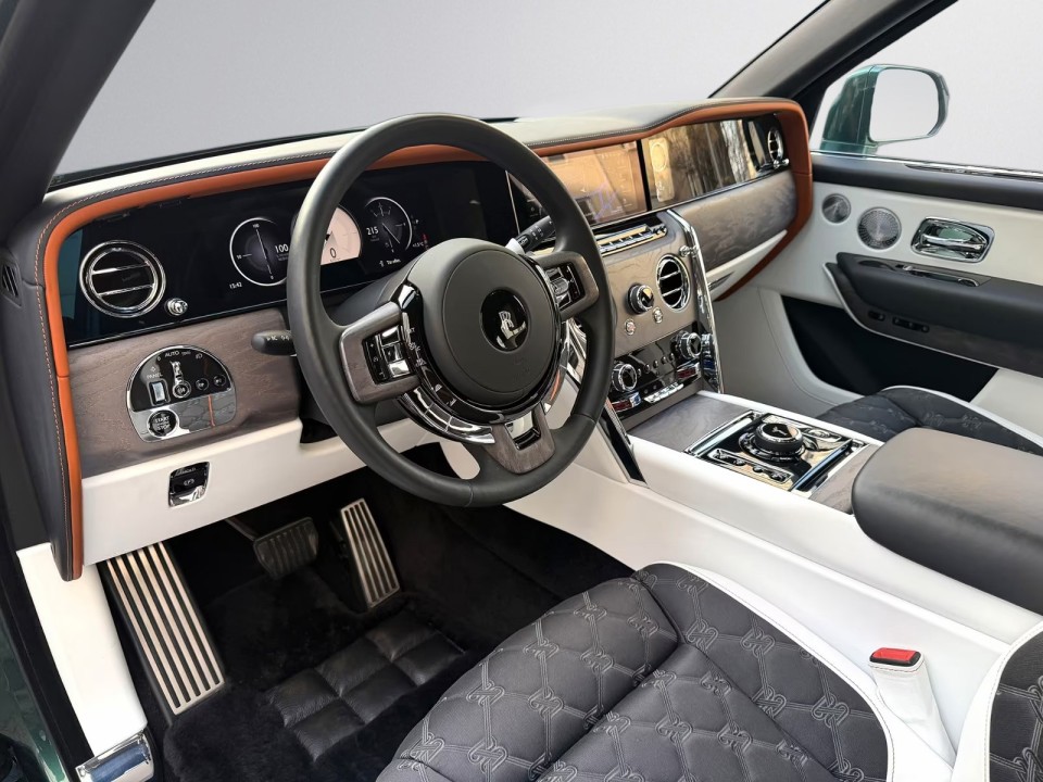 Rolls-Royce Cullinan - foto 9
