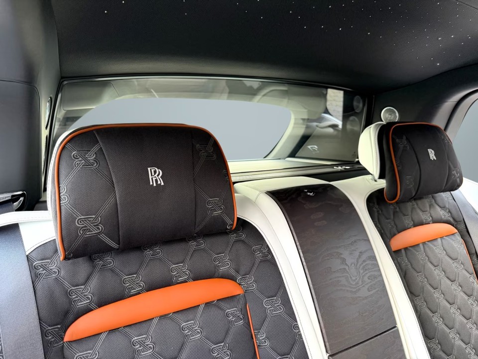 Rolls-Royce Cullinan - foto 22