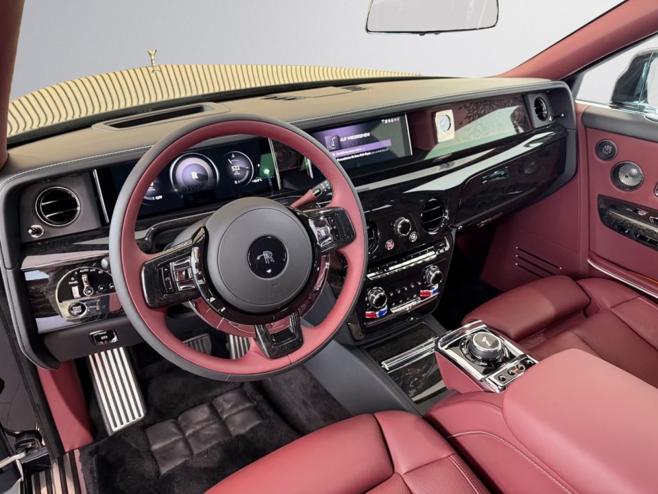 Rolls-Royce Phantom EWB - foto 9