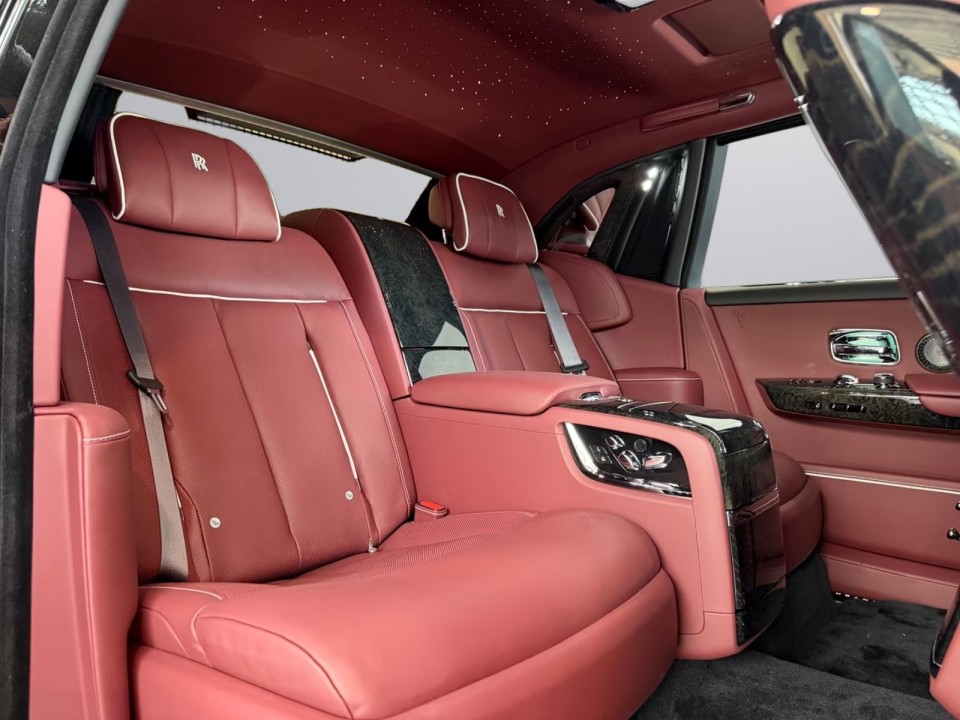 Rolls-Royce Phantom EWB - foto 20