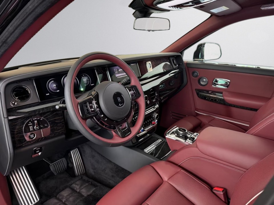 Rolls-Royce Phantom EWB - foto 10