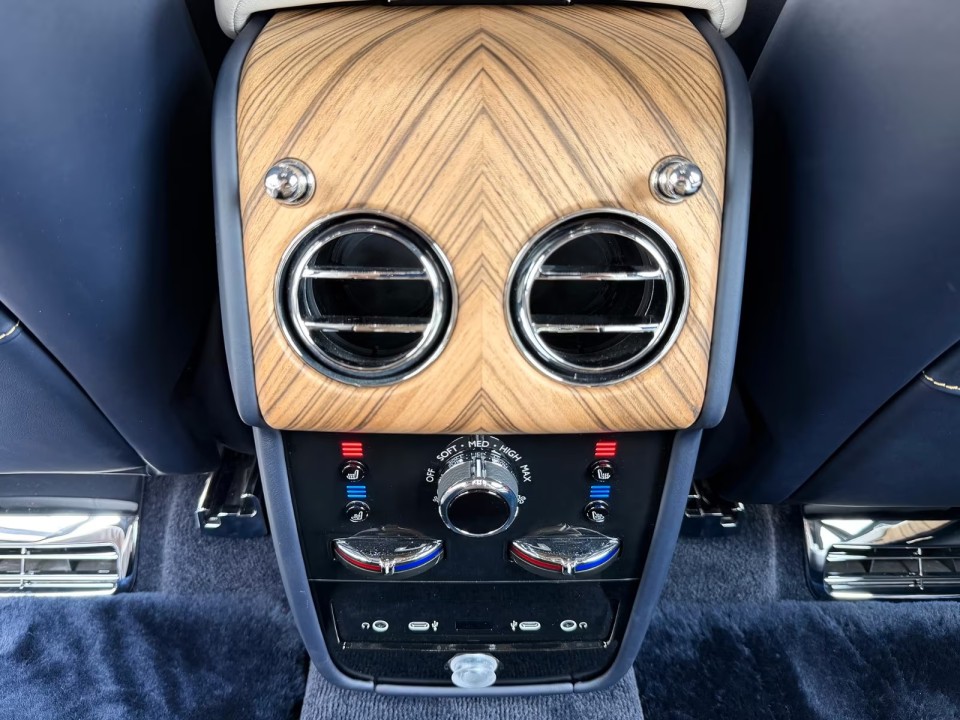Rolls-Royce Cullinan - foto 25