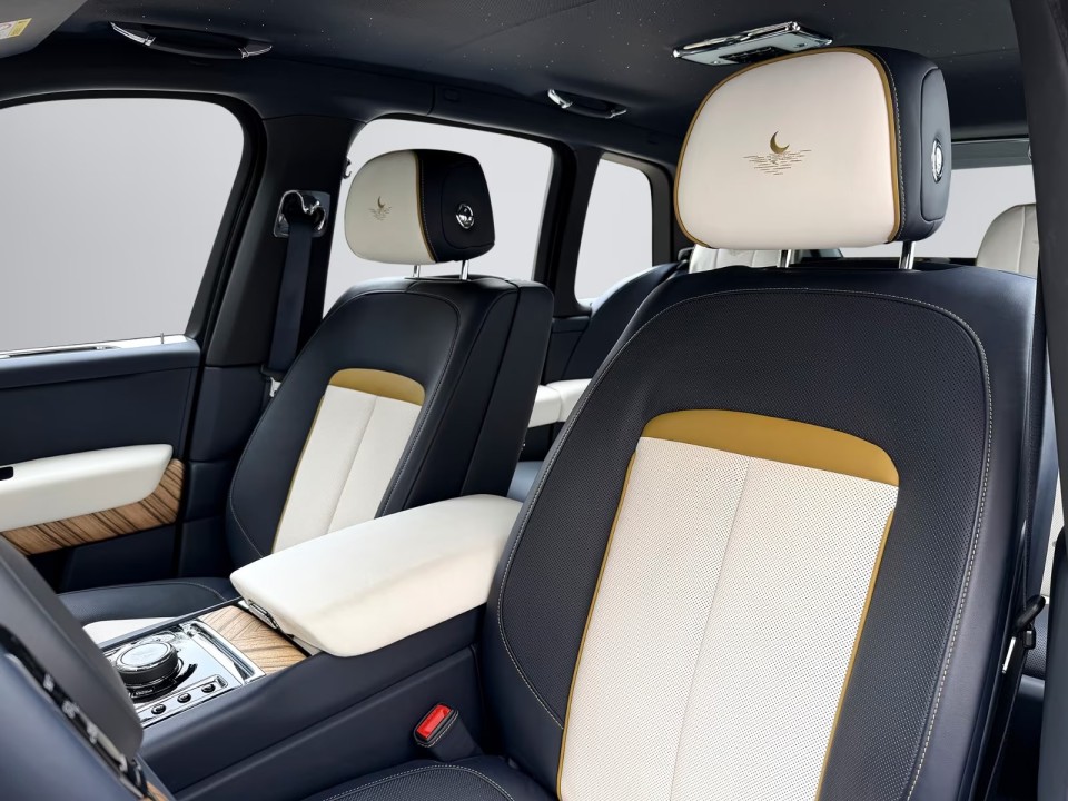 Rolls-Royce Cullinan - foto 11