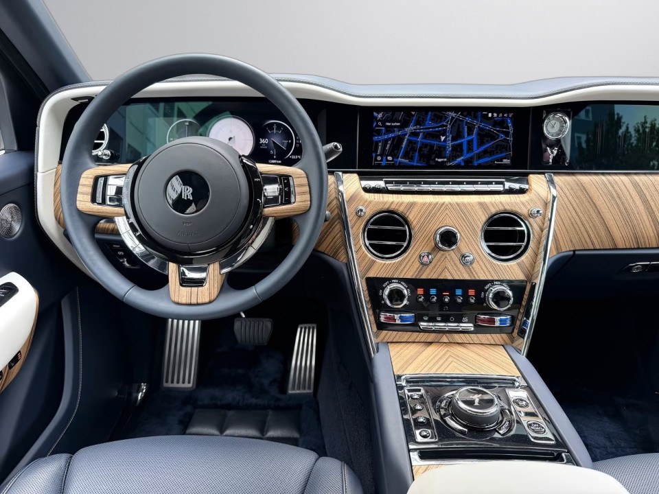 Rolls-Royce Cullinan - foto 20