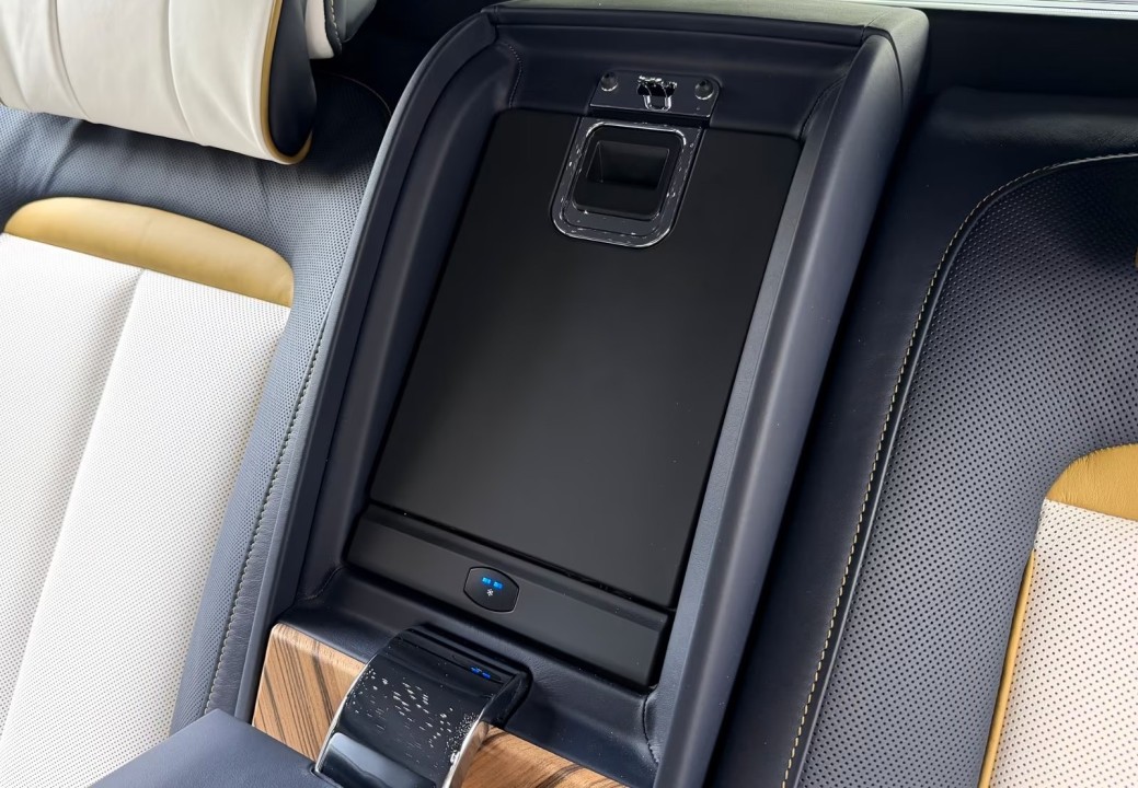 Rolls-Royce Cullinan - foto 26