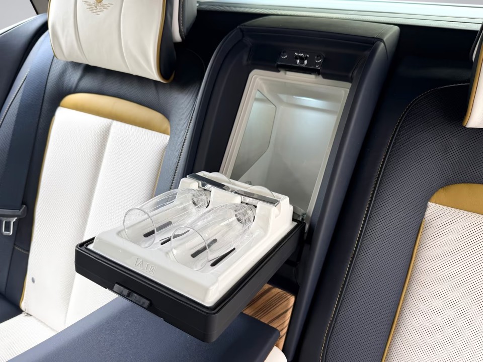 Rolls-Royce Cullinan - foto 27