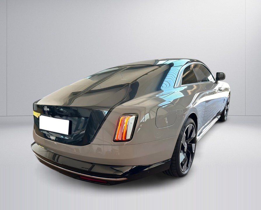 Rolls-Royce Spectre (2)