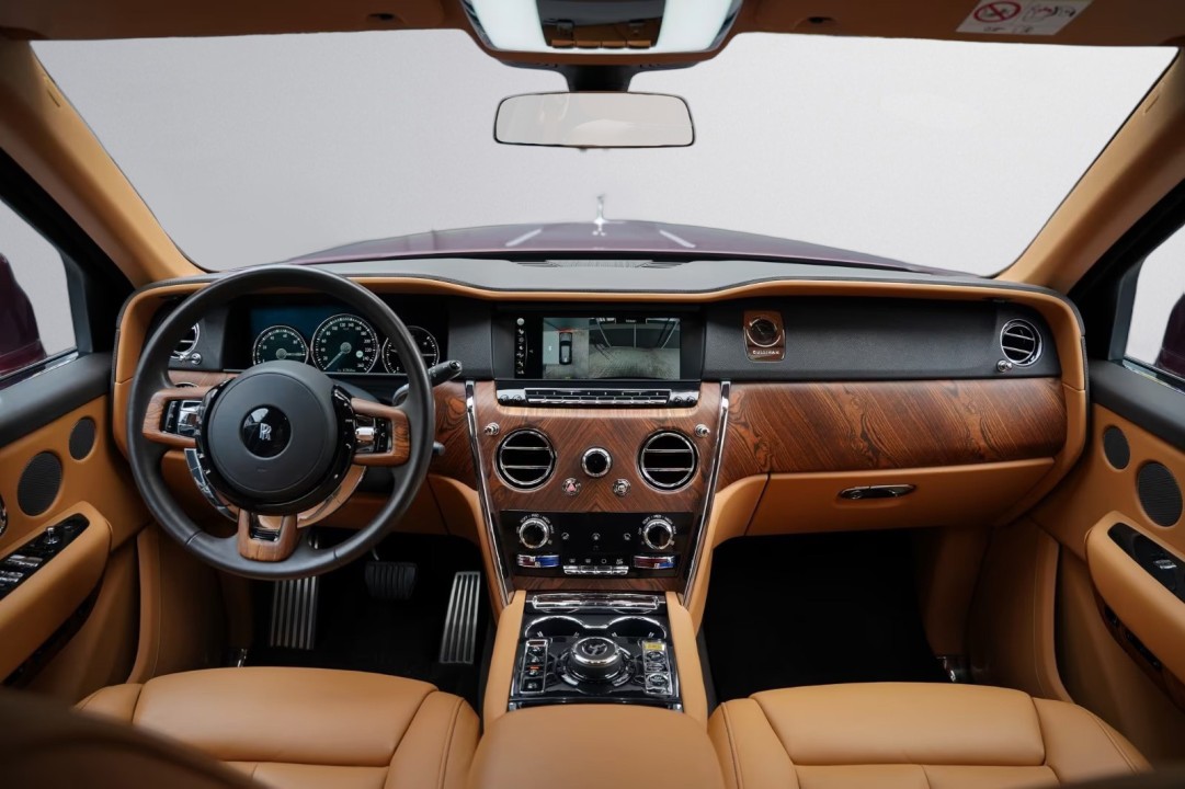 Rolls-Royce Cullinan - foto 19