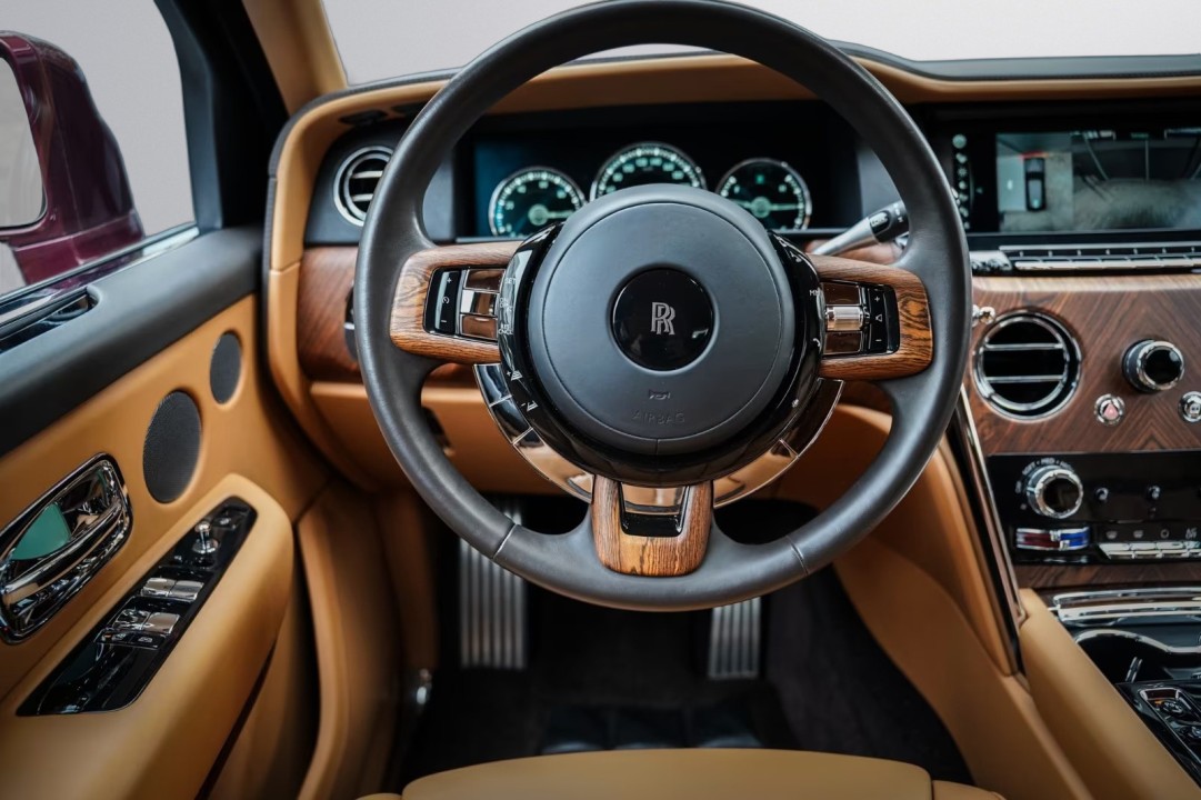 Rolls-Royce Cullinan - foto 21